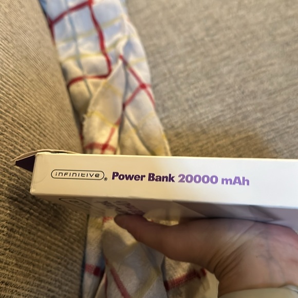 Power Bank 2000 mah - Picture 5 of 9